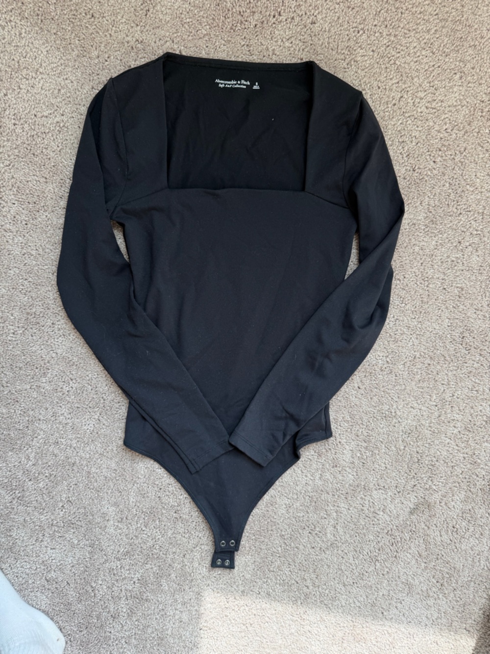 Abercrombie & Fitch Black Long-Sleeve Square-Neck Bodysuit